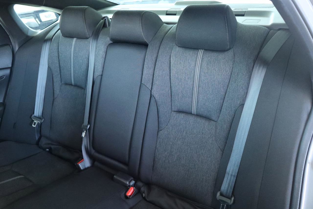 Used 2025 Honda Accord Sport image 32