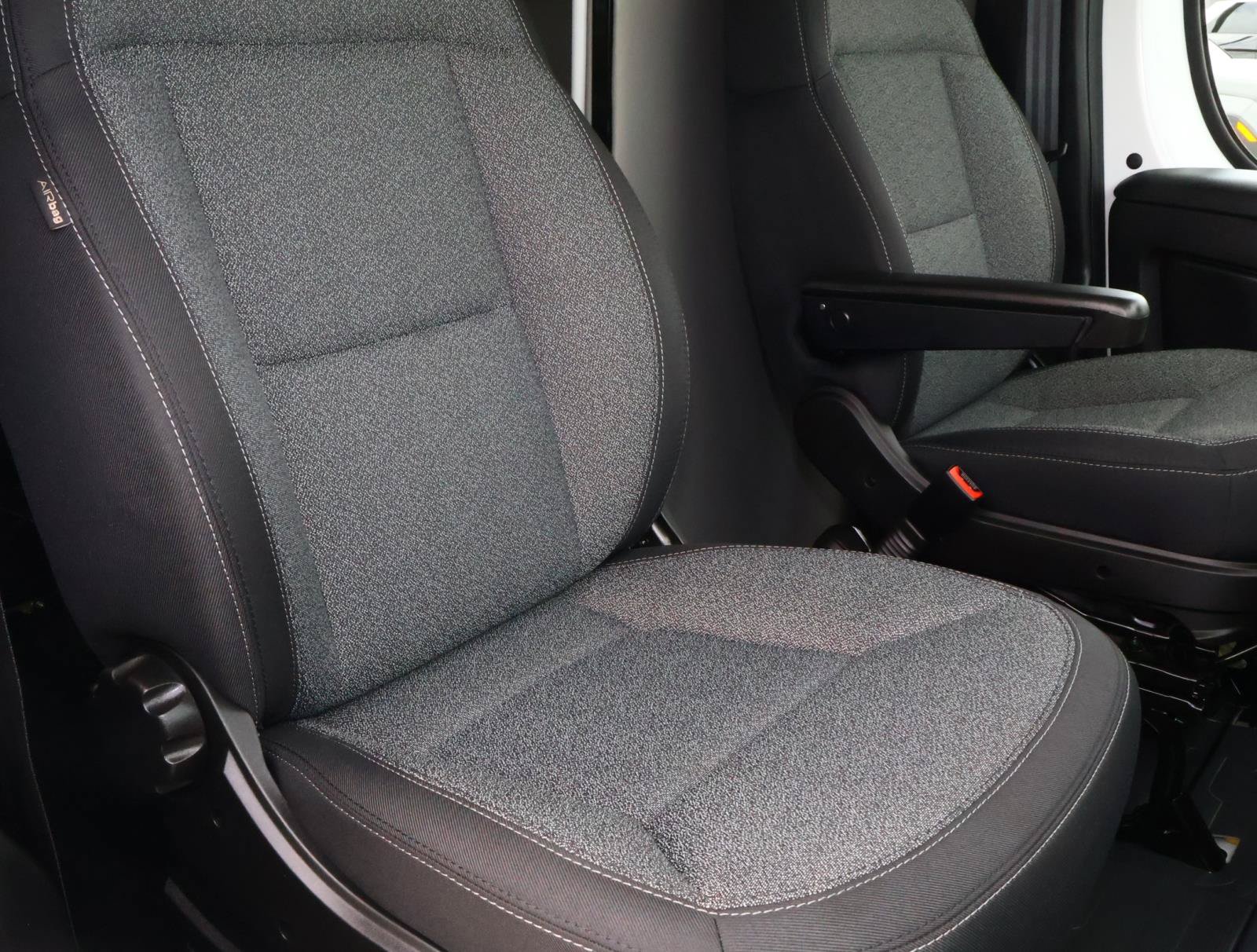 Used 2023 RAM ProMaster 1500 FWD image 14