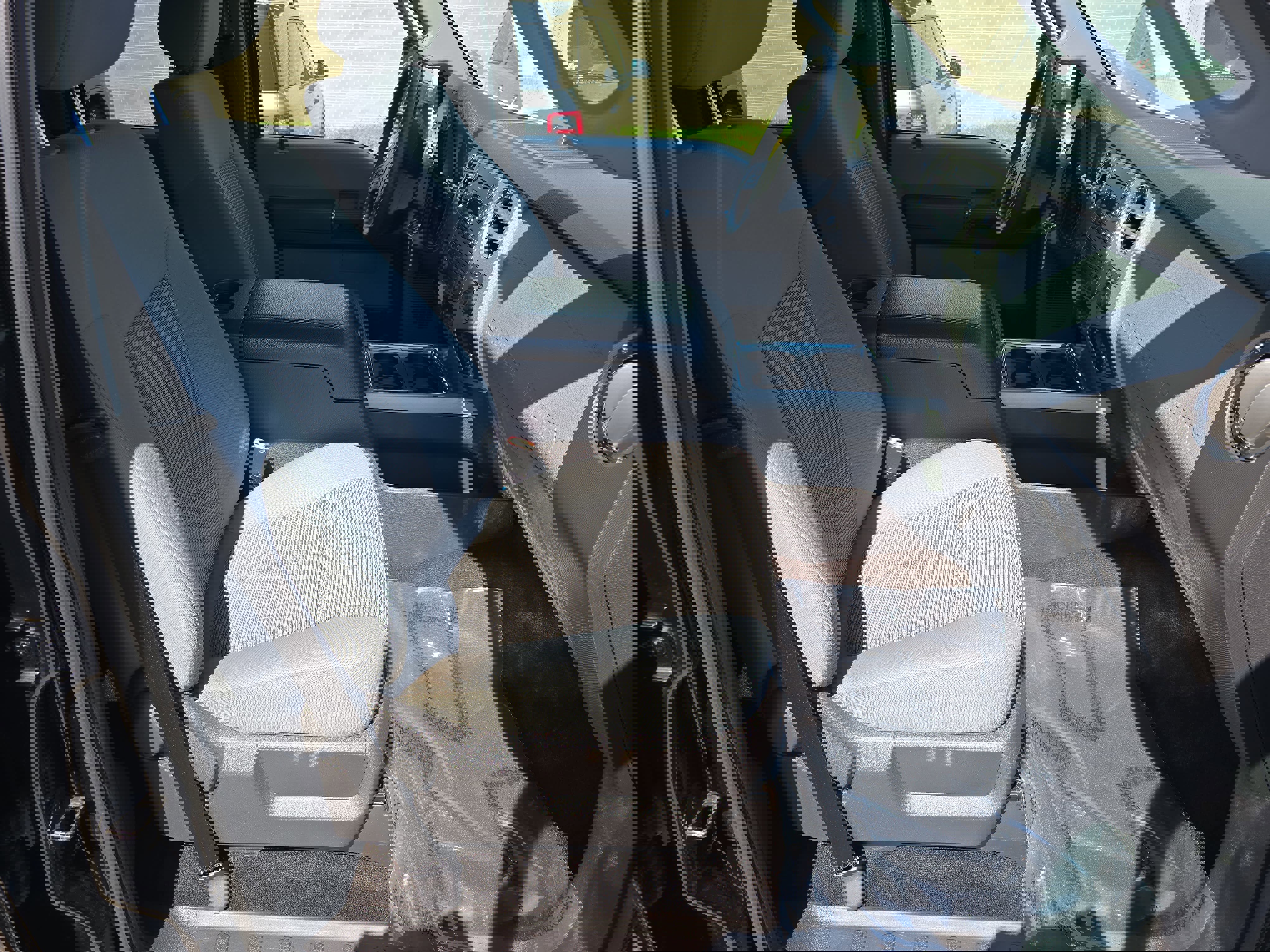 Used 2016 Ford F250 XLT w/ XLT Premium Package image 10