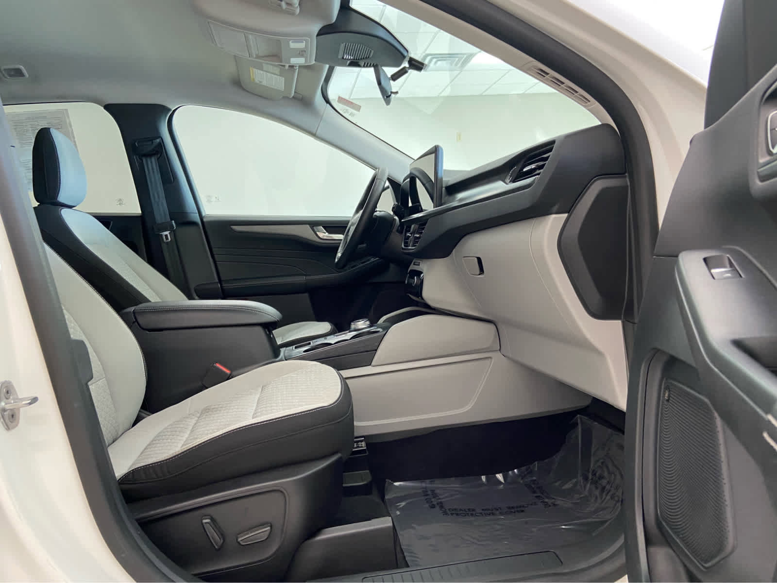 Used 2023 Ford Escape Active w/ Tech Pack #2 image 15