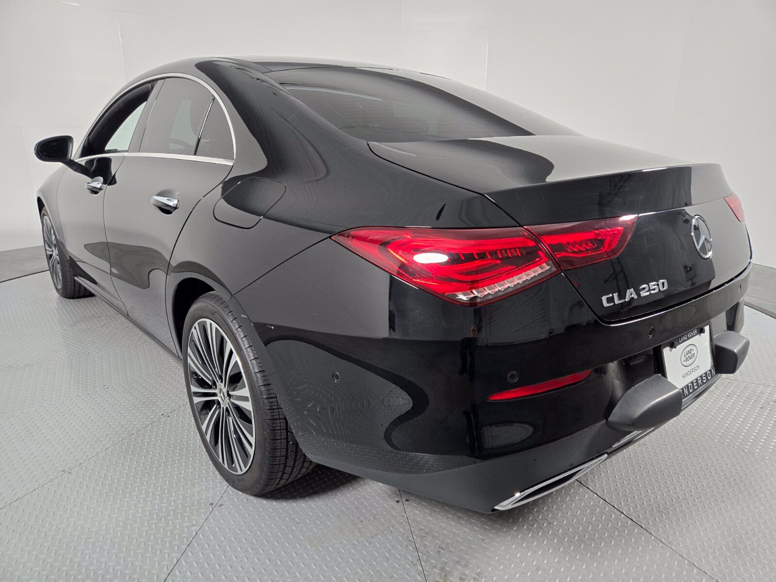 Used 2023 Mercedes-Benz CLA 250 image 7