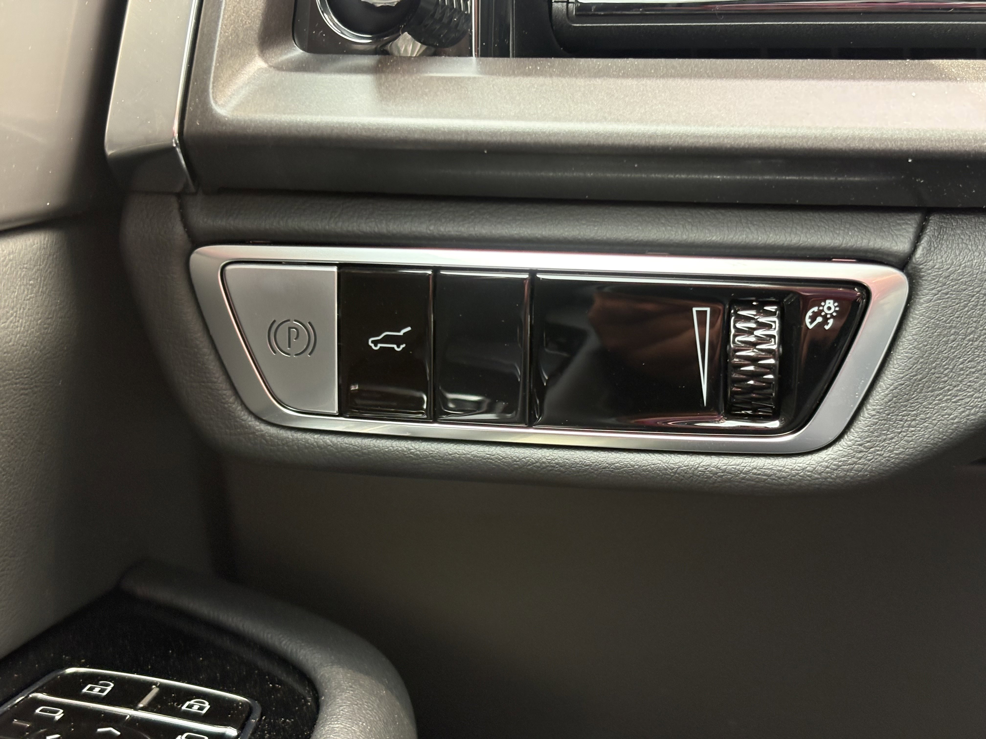 New 2026 Cadillac Vistiq Luxury image 33