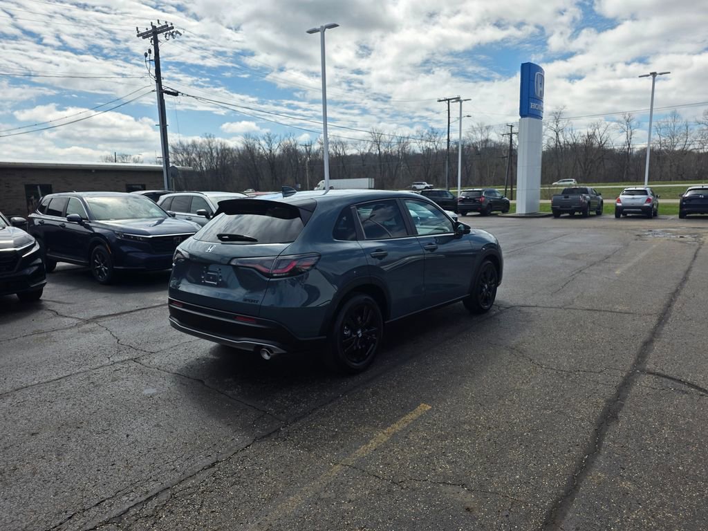 New 2026 Honda HR-V Sport image 3