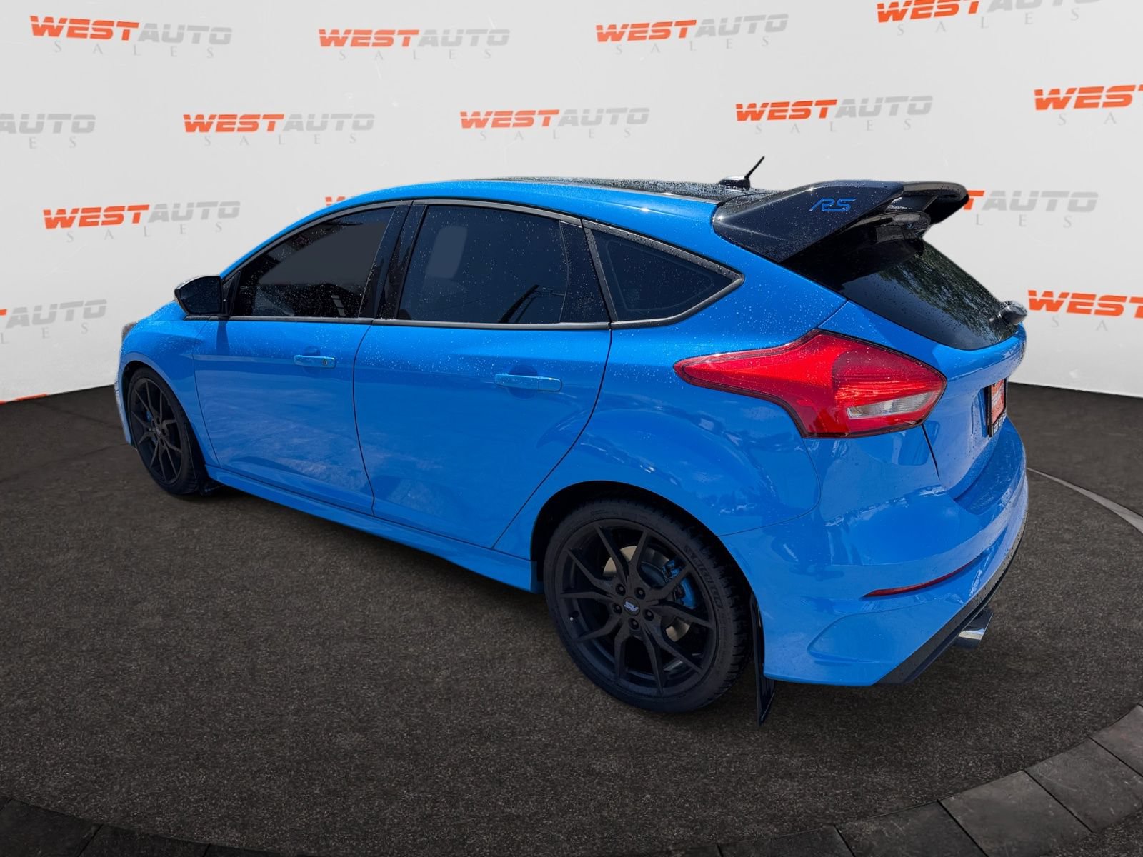 Used 2018 Ford Focus RS AWD/4WD image 3