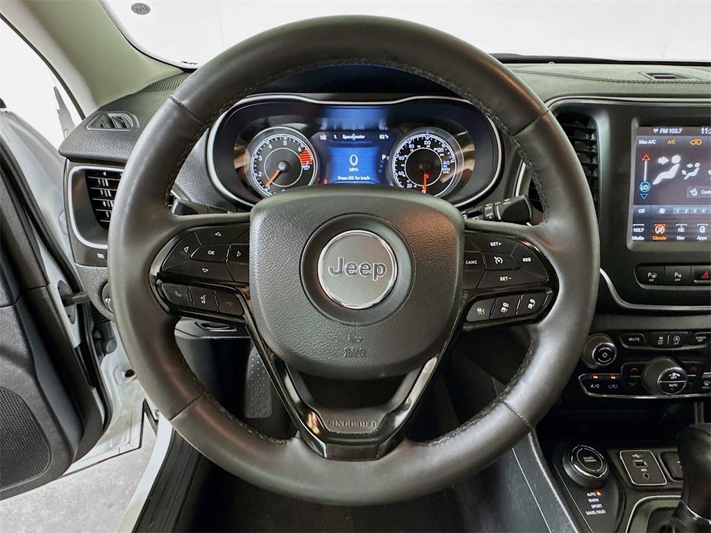 Used 2023 Jeep Cherokee Altitude Lux image 9