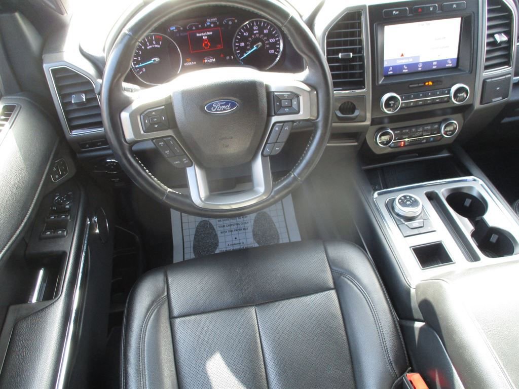 Used 2021 Ford Expedition XLT image 5