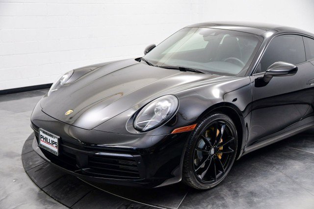 Used 2021 Porsche 911 Carrera image 9