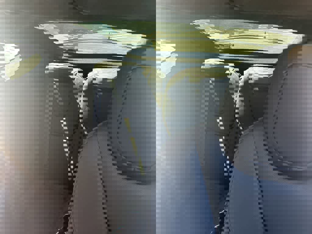 Used 2023 Tesla Model X image 7