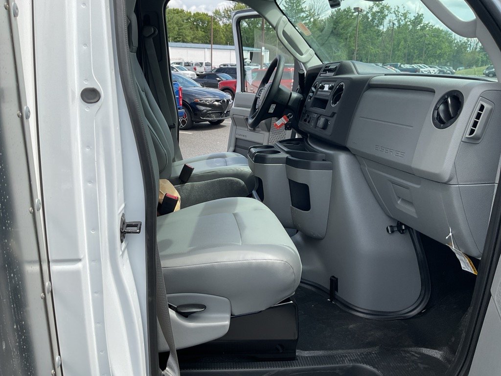 New 2025 Ford E-350 and Econoline 350 Super Duty w/ Driver's Safety Package RWD image 30