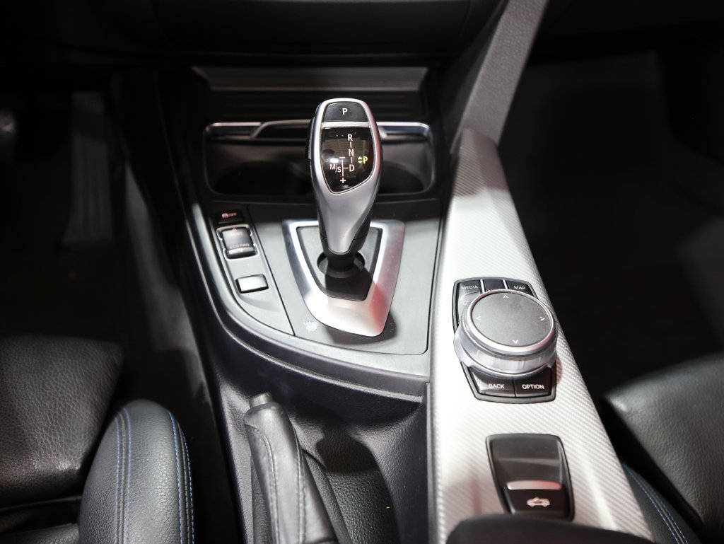 Used 2020 BMW 430i Convertible w/ M Sport Package RWD image 19