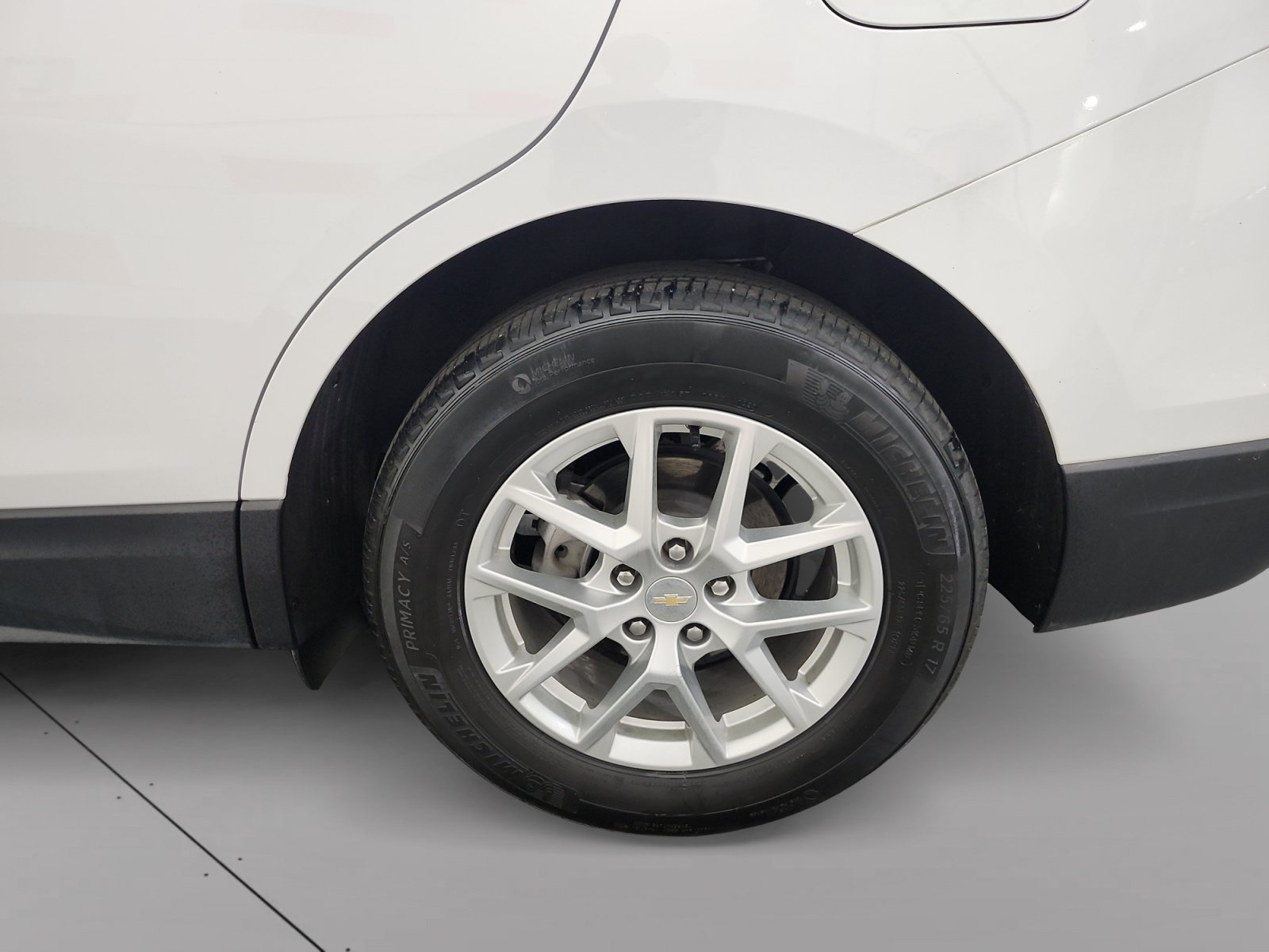 Used 2023 Chevrolet Equinox LS FWD image 15