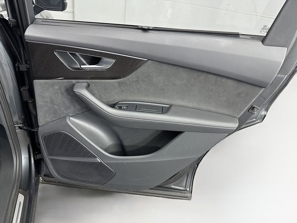 Used 2023 Audi SQ7 Prestige w/ Prestige Package image 27