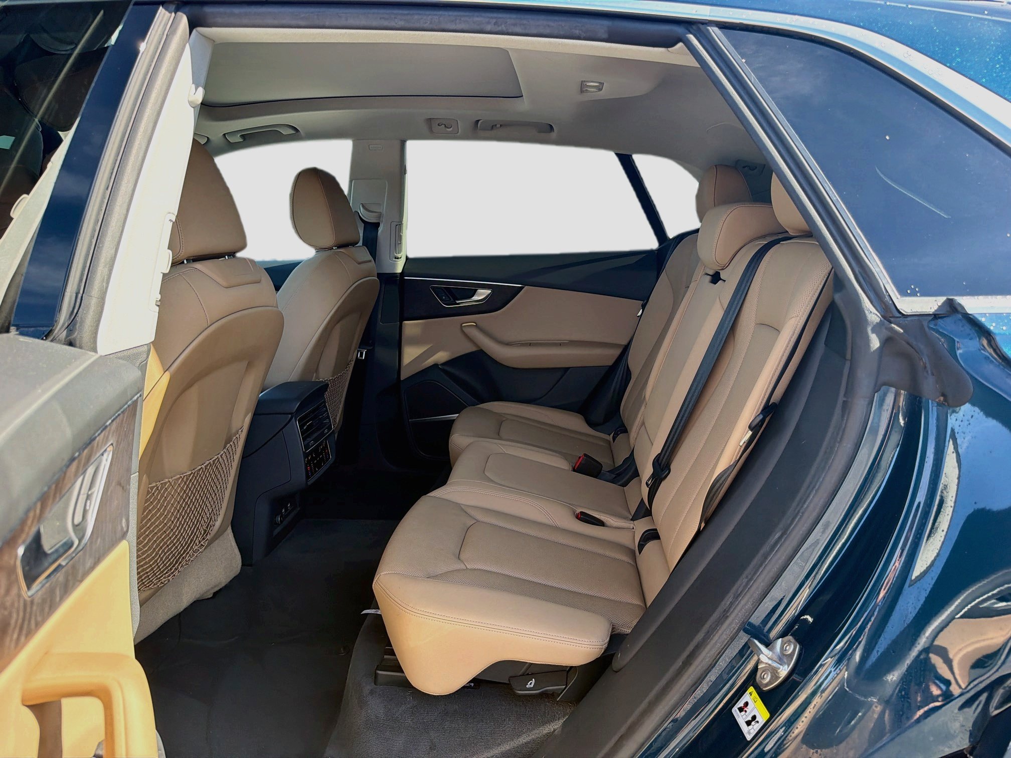 Used 2019 Audi Q8 Premium Plus AWD/4WD image 21