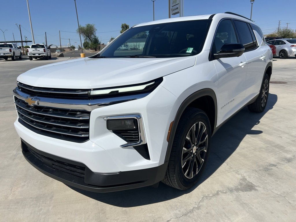 New 2026 Chevrolet Traverse LT w/ Sun and Wheel Package image 1