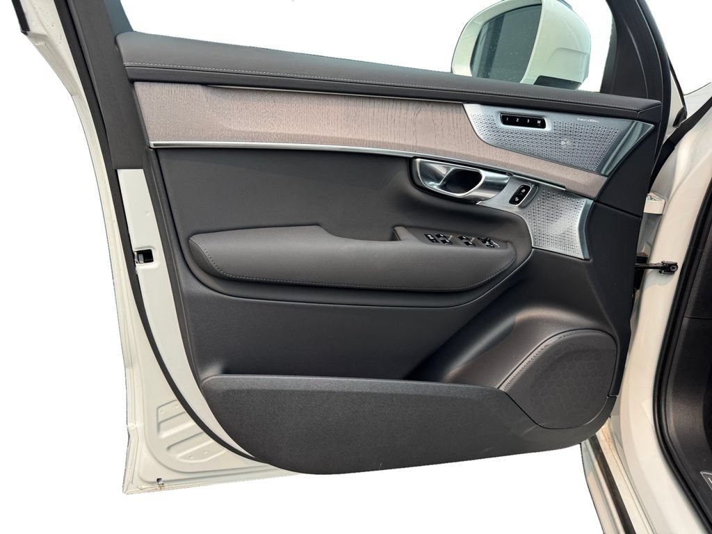 New 2026 Volvo XC90 B6 Ultra w/ Lounge Package AWD/4WD image 11