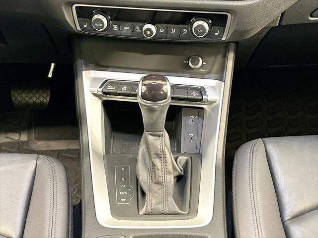Certified 2022 Audi Q3 2.0T Premium w/ Convenience Package AWD/4WD image 13