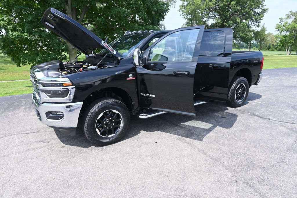 Used 2025 RAM 2500 Laramie AWD/4WD image 53