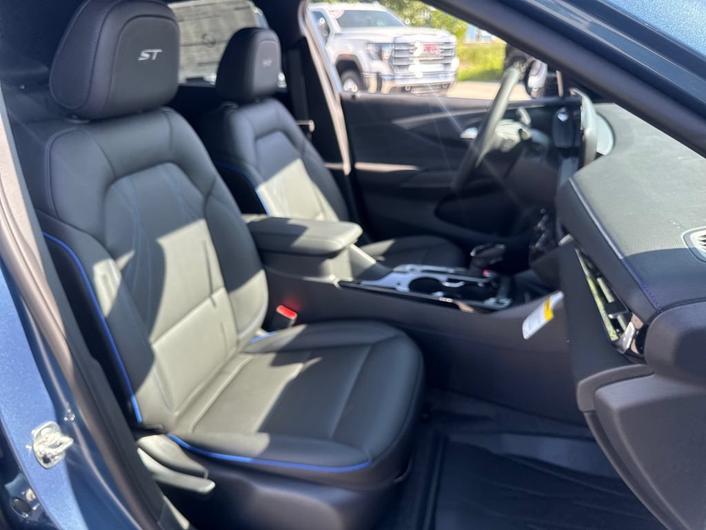 New 2026 Buick Envista Sport Touring w/ Convenience I Package FWD image 11