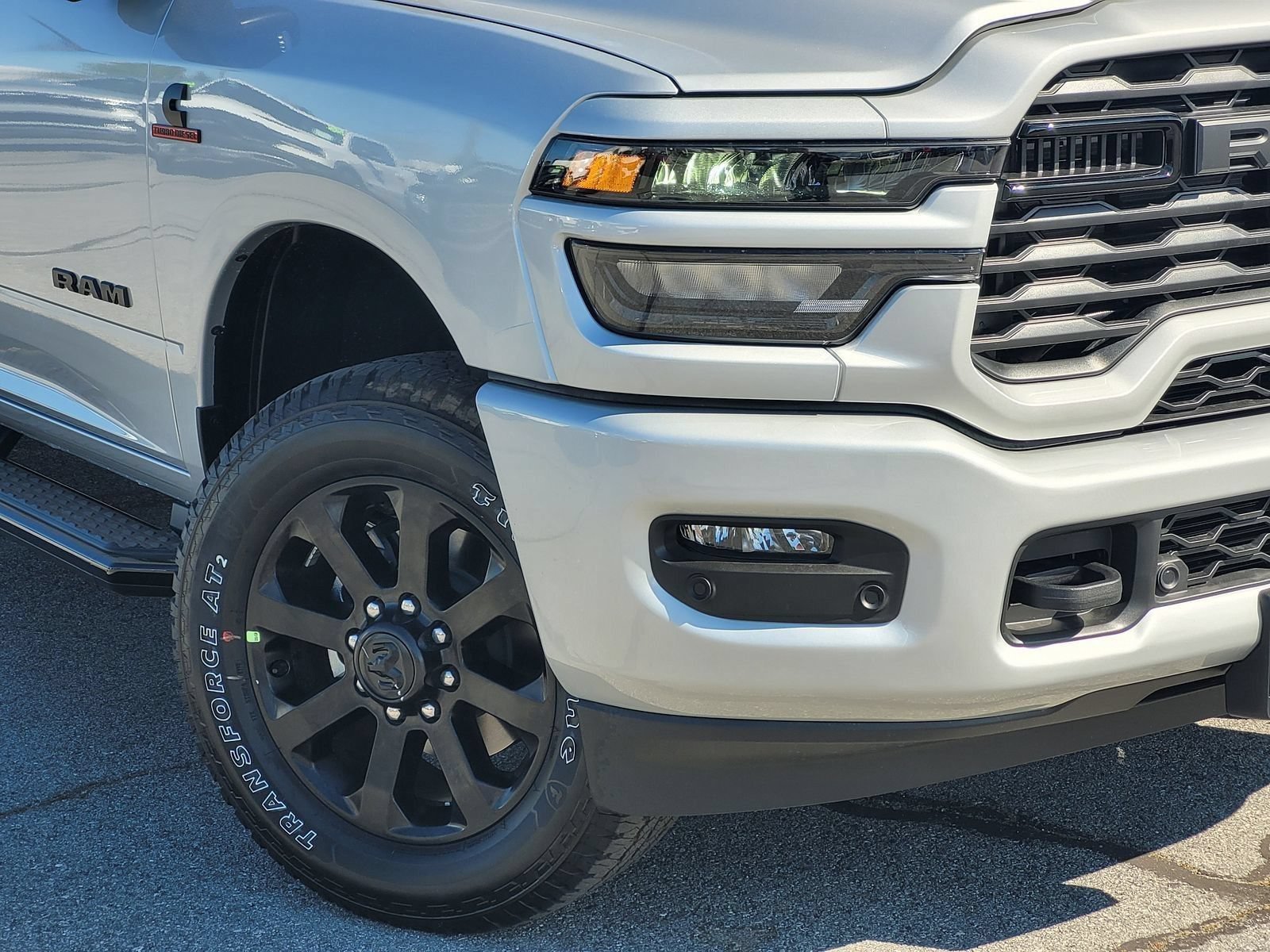 New 2026 RAM 2500 Big Horn AWD/4WD image 7