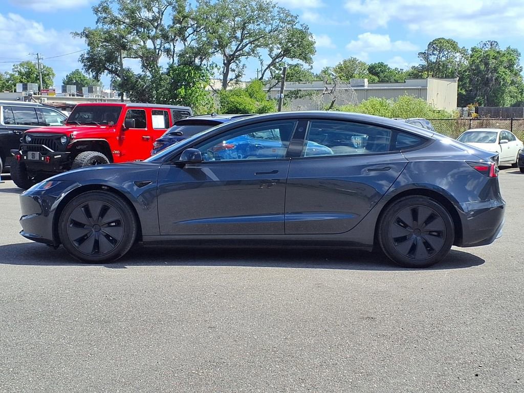 Used 2024 Tesla Model 3 Standard Range image 4