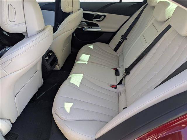 New 2026 Mercedes-Benz E 350 4MATIC Sedan image 16
