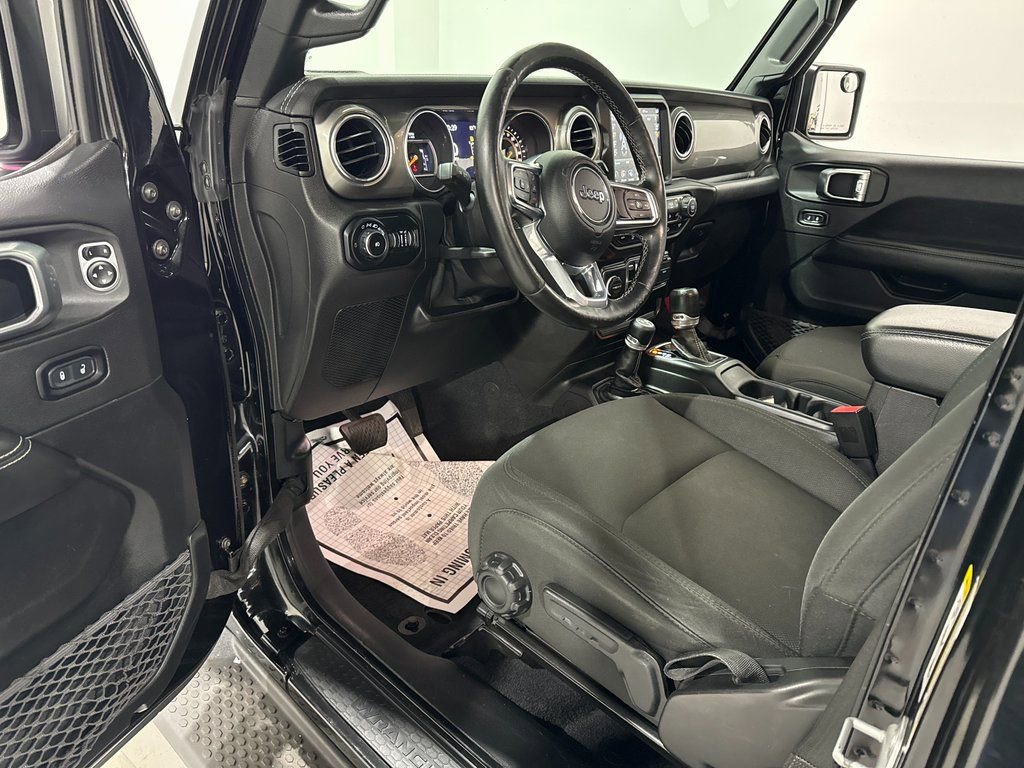 Used 2020 Jeep Wrangler Unlimited Sahara w/ Uconnect 4C Nav & Sound Group image 15