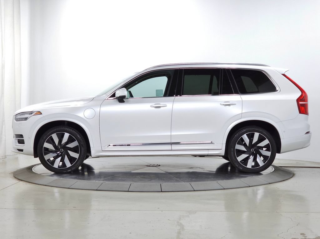 Certified 2023 Volvo XC90 T8 Ultimate w/ Lounge Package AWD/4WD image 5