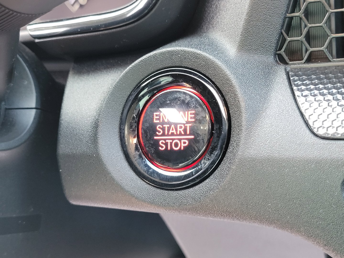 Used 2025 Honda CR-V EX image 29