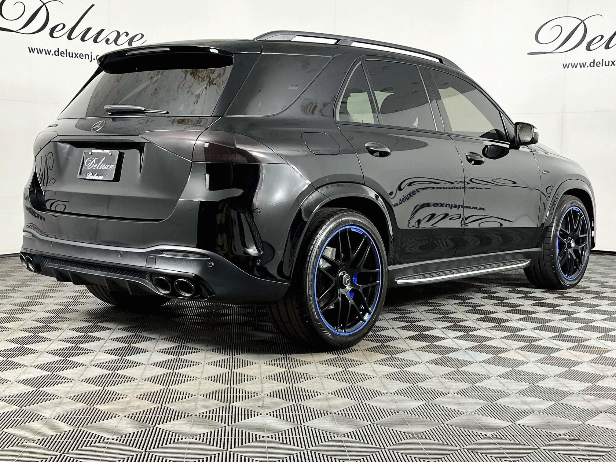 Used 2025 Mercedes-Benz GLE 53 AMG 4MATIC image 6