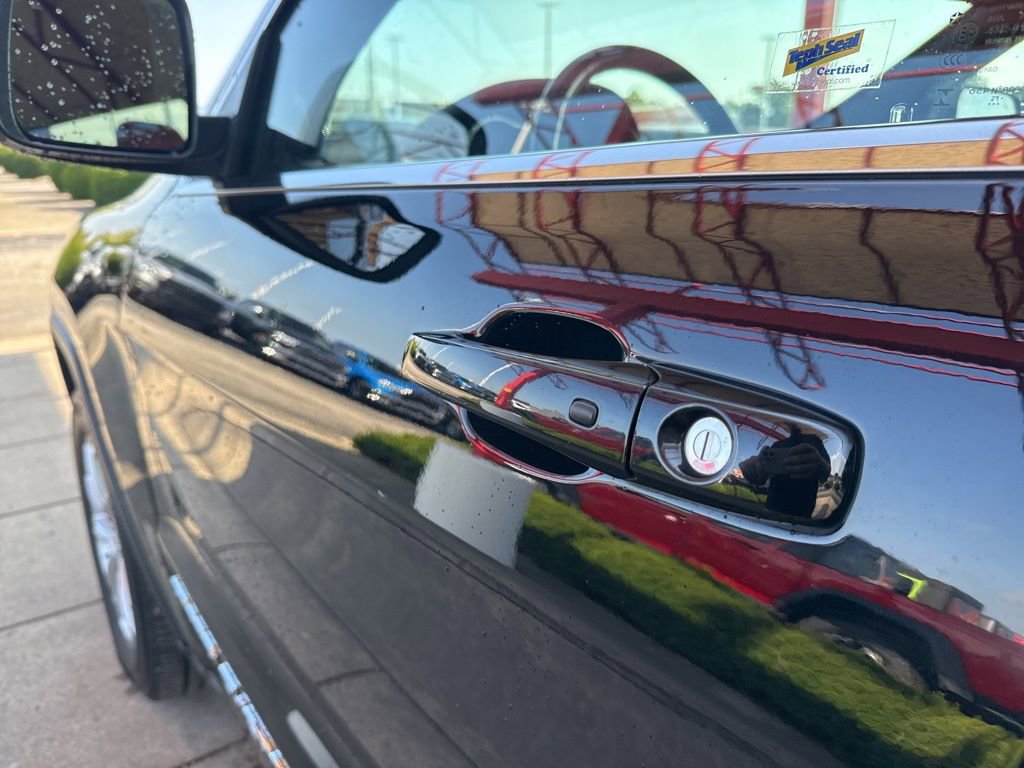 Used 2022 Jeep Grand Cherokee Laredo E w/ Security & Convenience Group image 9