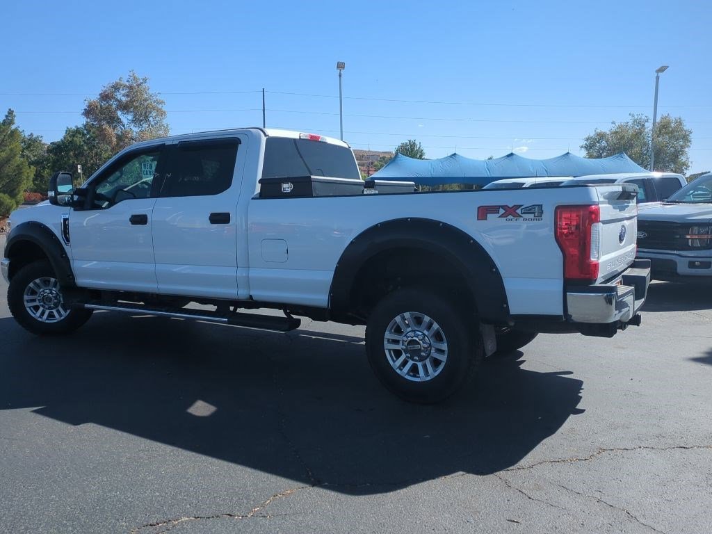Used 2019 Ford F350 XLT w/ FX4 Off-Road Package AWD/4WD image 4