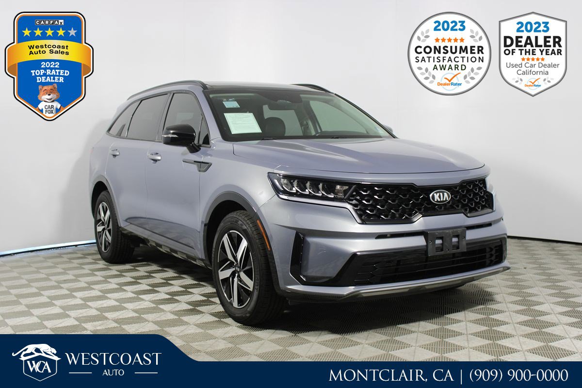 Used 2021 Kia Sorento S w/ Panoramic Sunroof Package