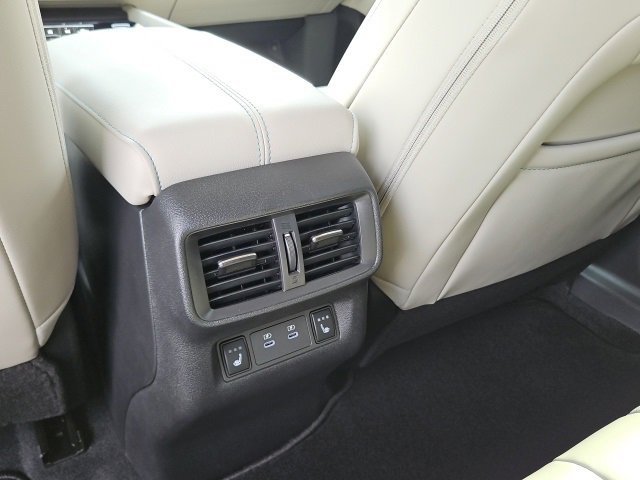 New 2026 Nissan Murano Platinum image 23