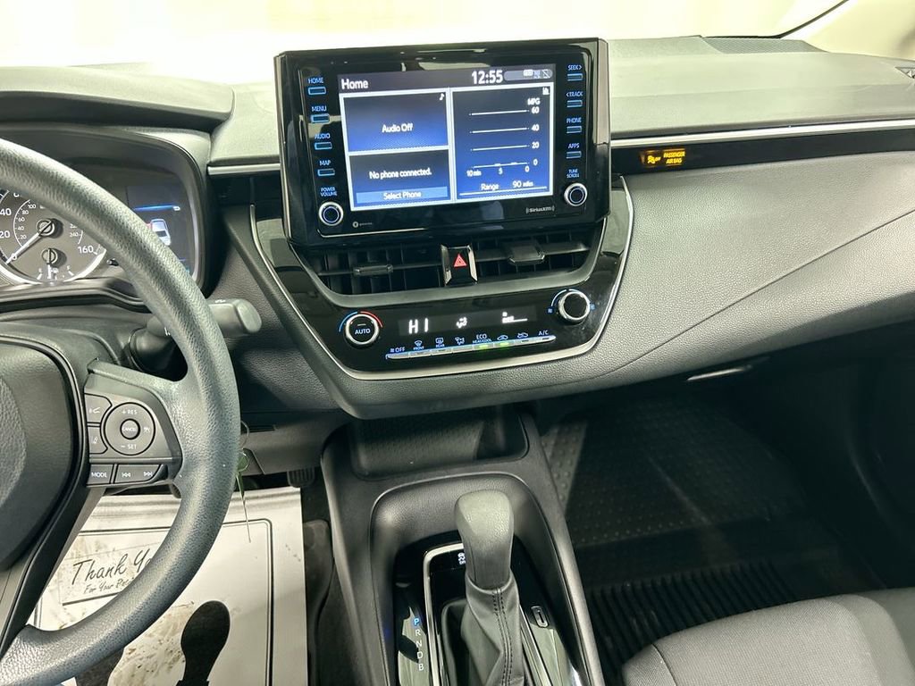 Used 2022 Toyota Corolla LE image 18