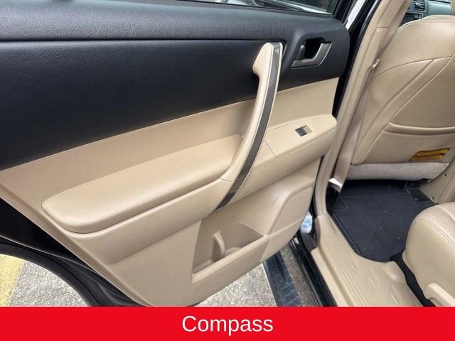 Used 2013 Toyota Highlander SE image 15