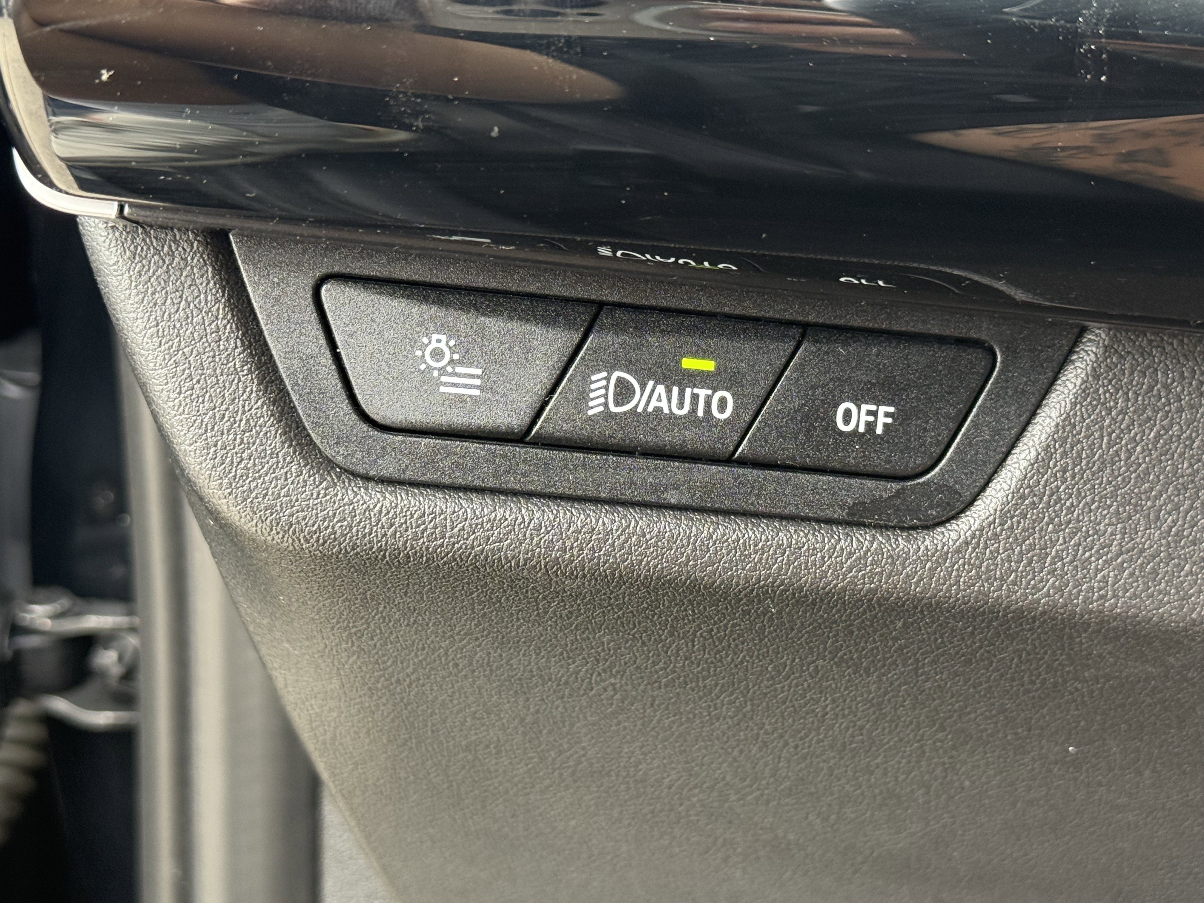 Used 2025 BMW X1 xDrive28i image 25