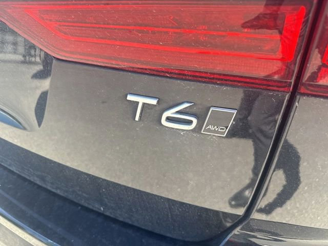 Used 2019 Volvo XC60 T6 Momentum w/ Protection Package AWD/4WD image 8