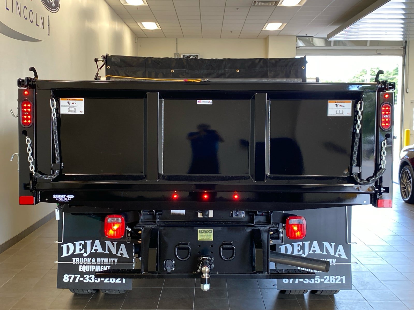 New 2026 Ford F550 4x4 Crew Cab image 6