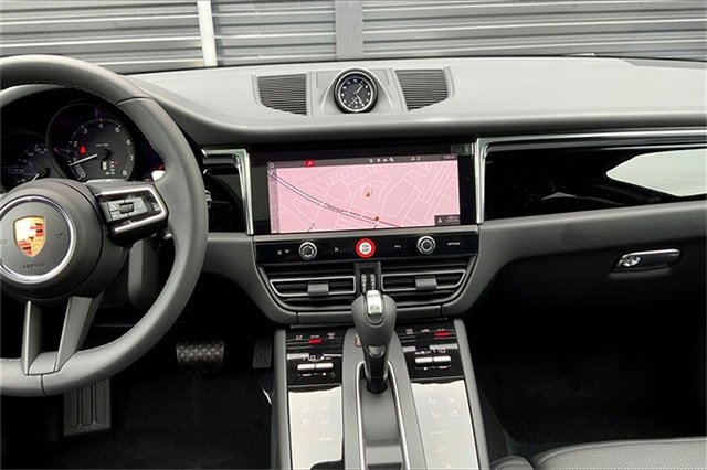 New 2025 Porsche Macan image 24