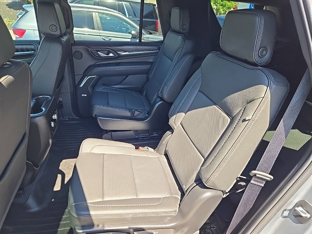 Used 2024 GMC Yukon Denali AWD/4WD image 49