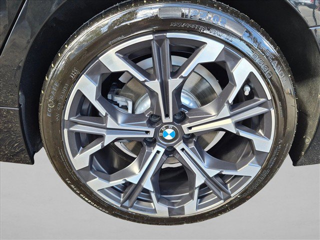 Used 2025 BMW 330i Sedan RWD image 23