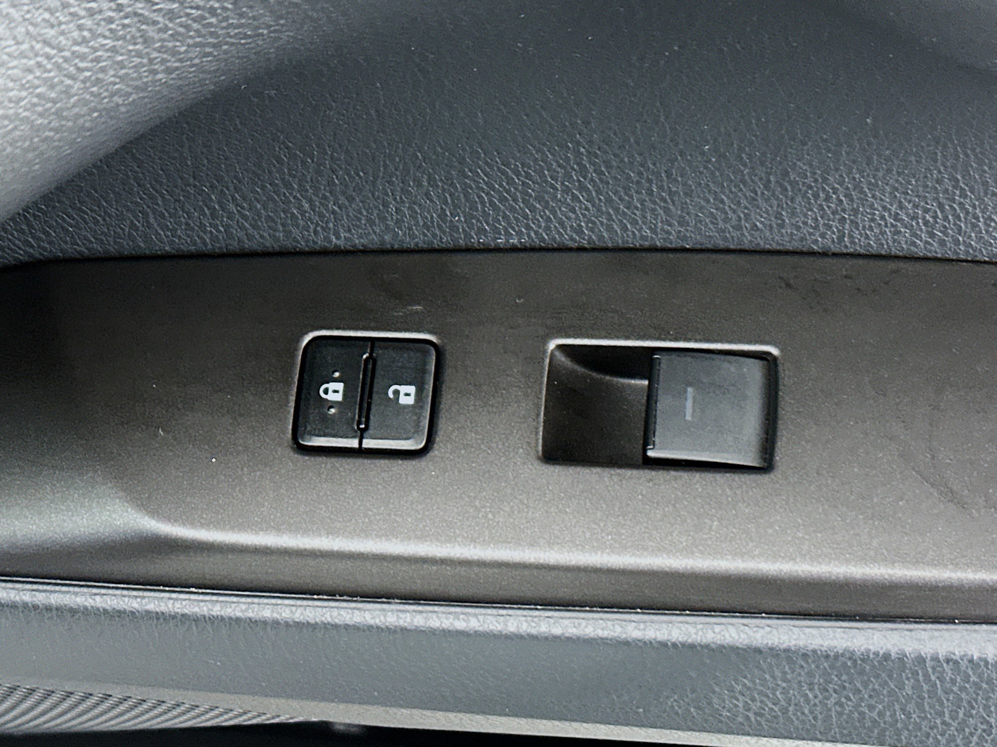 Used 2022 Toyota Camry SE w/ Audio Upgrade Package FWD image 29