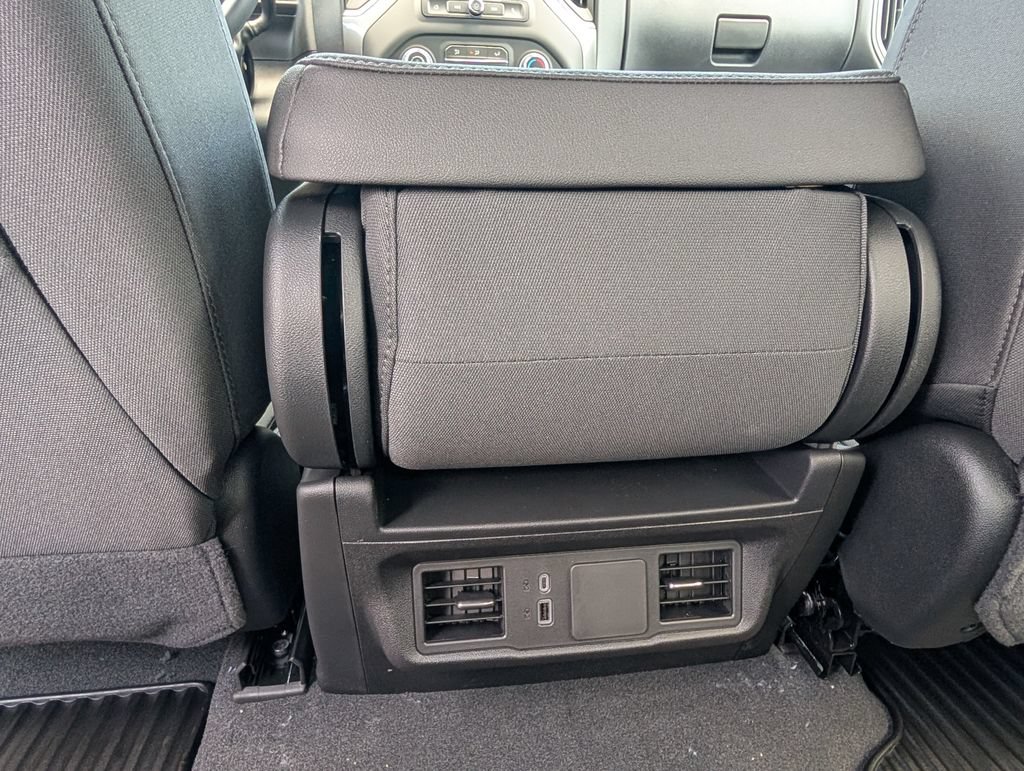 New 2026 Chevrolet Silverado 1500 Custom w/ LPO, Dark Essentials Package RWD image 6