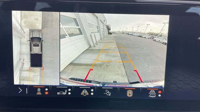 Used 2025 GMC Sierra 3500 Denali w/ Denali Reserve Package image 17