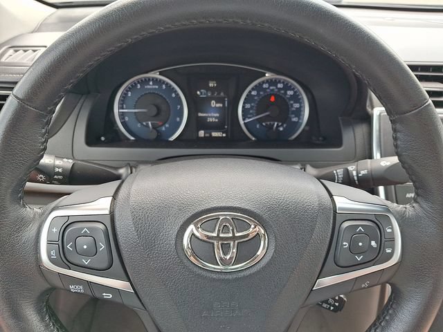 Used 2016 Toyota Camry XLE w/ Moonroof Package FWD image 21