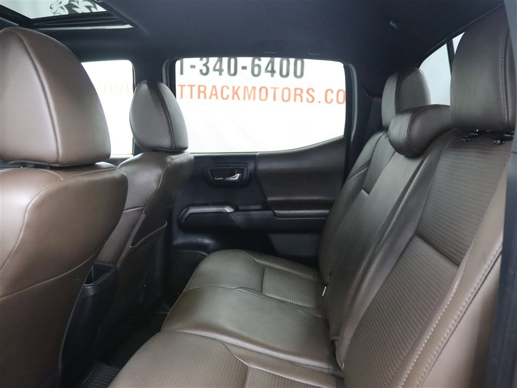 Used 2021 Toyota Tacoma Limited AWD/4WD image 17