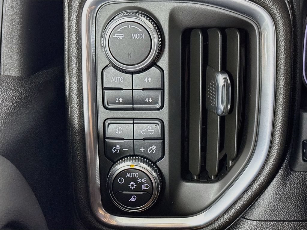 Certified 2022 GMC Sierra 3500 Denali w/ Denali Ultimate Package AWD/4WD image 12