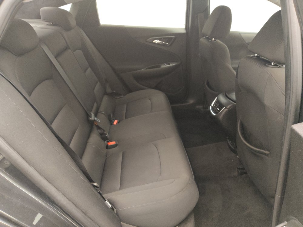 Used 2018 Chevrolet Malibu LT FWD image 19