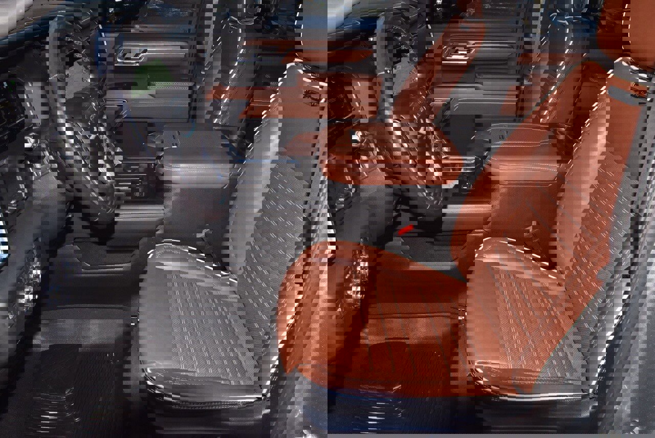 Used 2024 GMC Sierra 2500 Denali Ultimate image 13