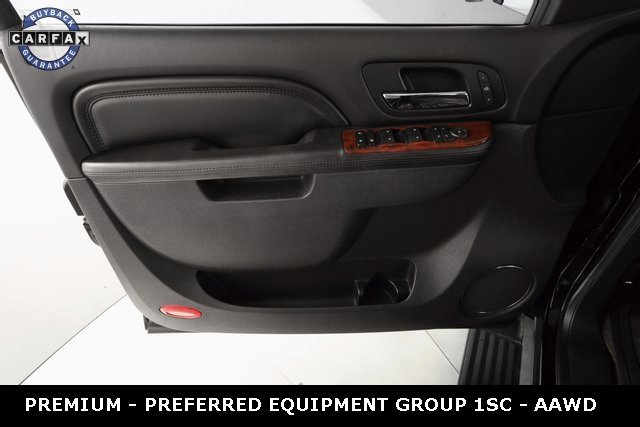 Used 2013 Cadillac Escalade Premium image 19